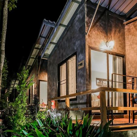 Family House @ Pai Hotel Exterior foto