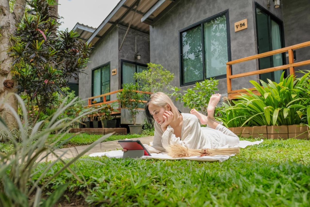 Family House @ Pai Hotel Exterior foto