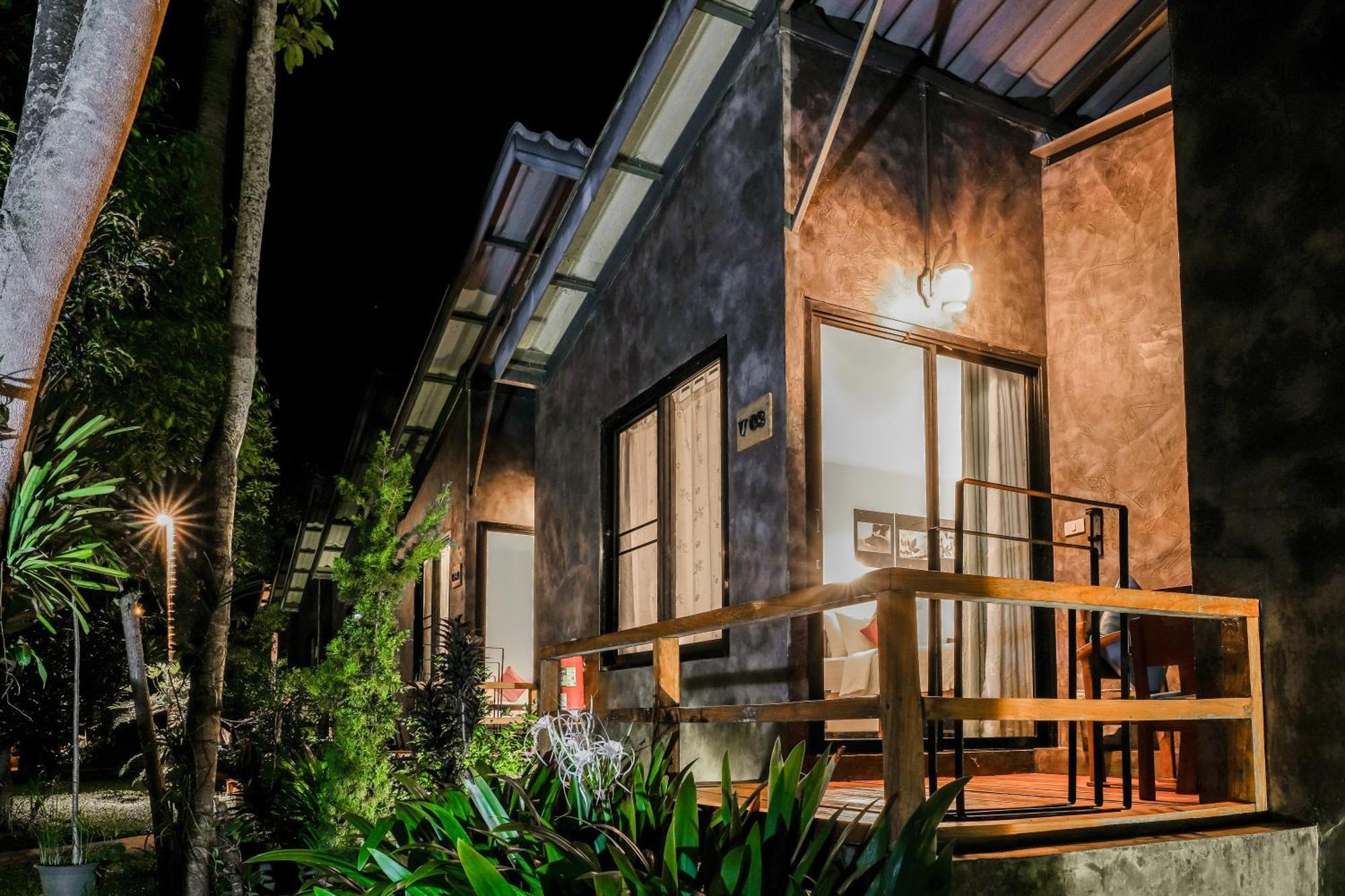 Family House @ Pai Hotel Exterior foto