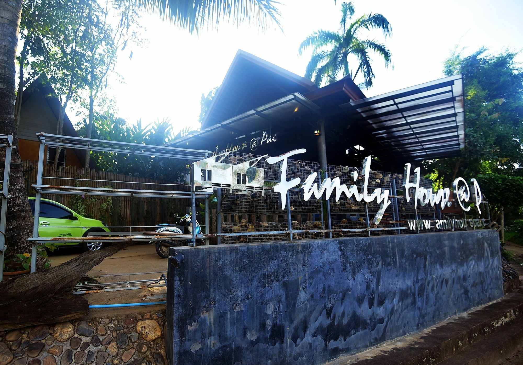 Family House @ Pai Hotel Exterior foto